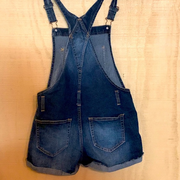 Short overalls - Picture 2 of 2